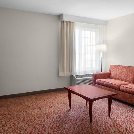 ลาร์กสเพอร์ แลนดิง โรสวิลล์ - แอน ออล-สวีท โฮเต็ล Hotel ภายนอก รูปภาพ
