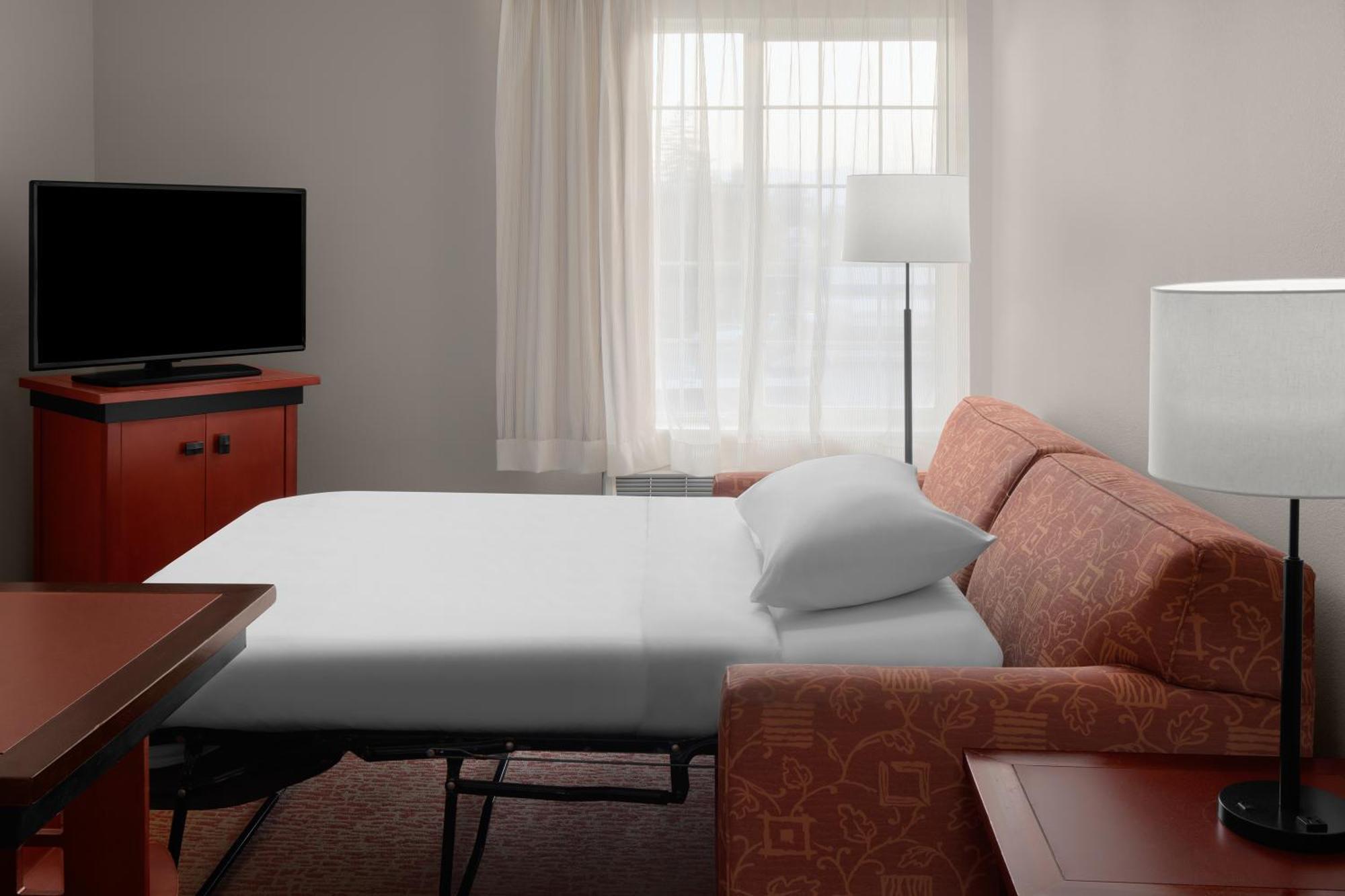 ลาร์กสเพอร์ แลนดิง โรสวิลล์ - แอน ออล-สวีท โฮเต็ล Hotel ภายนอก รูปภาพ
